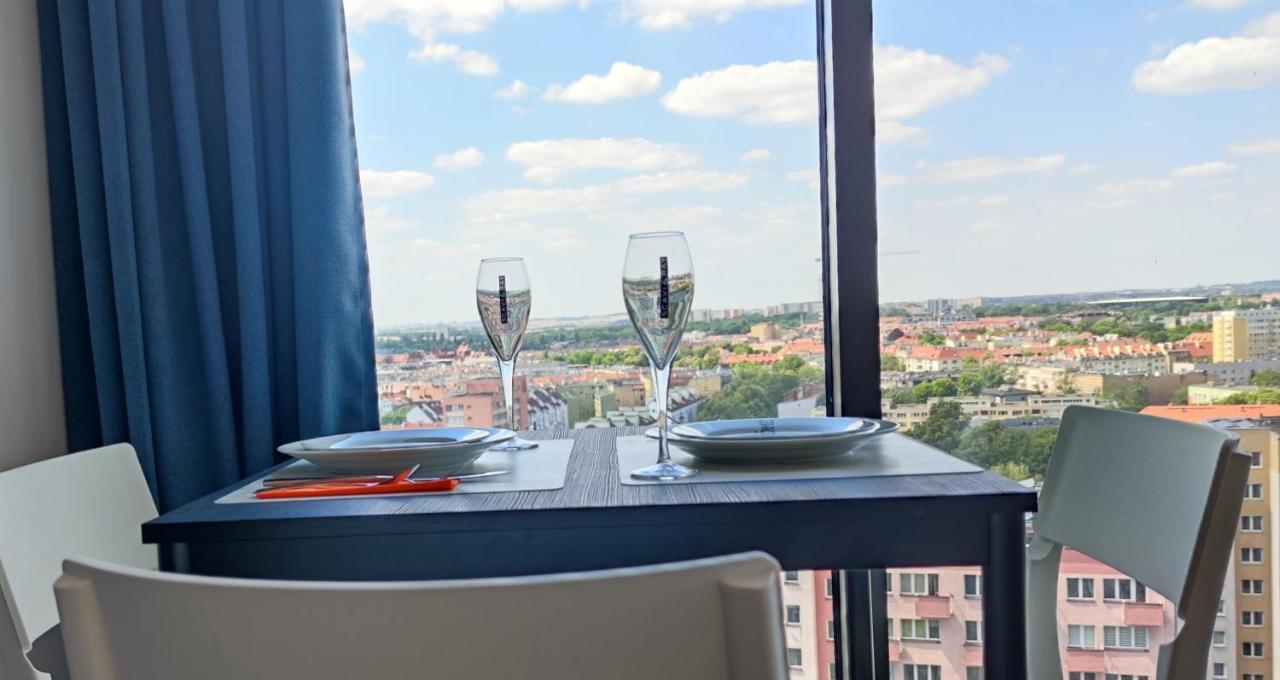 Aleda Tower, 14 Floor, Balkon Apartment Szczecin Bagian luar foto